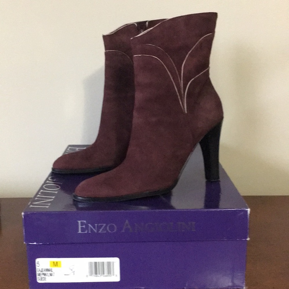 Enzo Angiolini suede booties